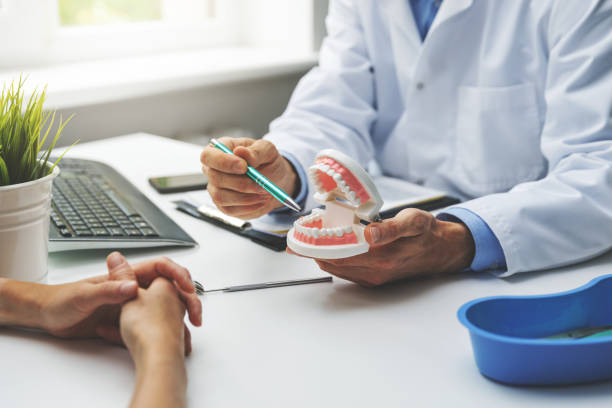 Best Tooth Extraction  in Kalona, IA